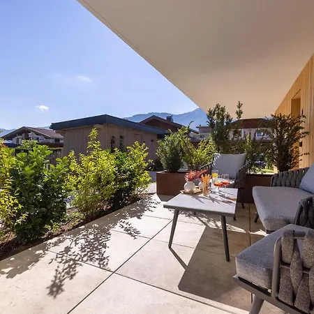 Fesh Living * 카프룬