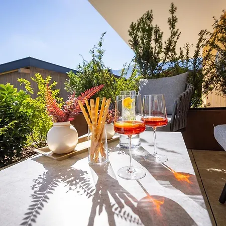 Fesh Living Lejlighed *