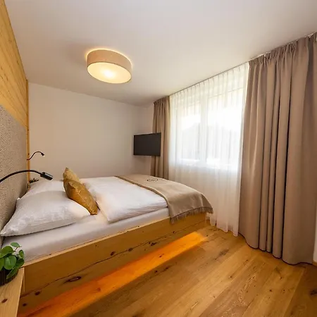 Fesh Living Lejlighed *