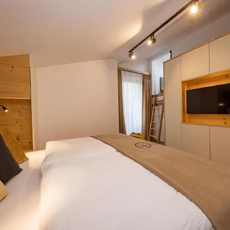 Fesh Living Apartment *