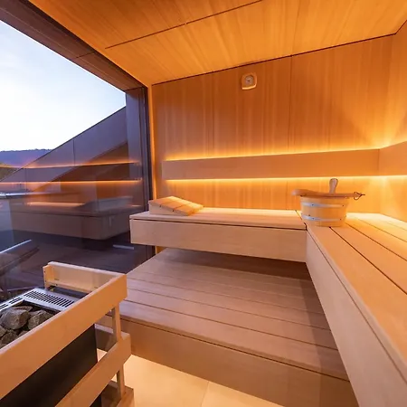 Fesh Living Kaprun