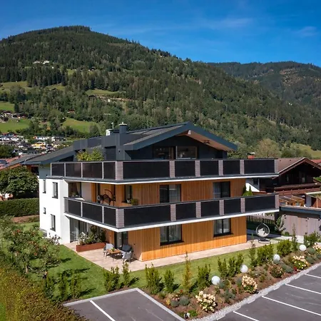 Fesh Living * Kaprun