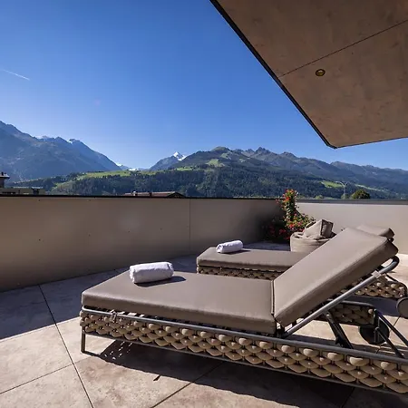 Fesh Living شقة *