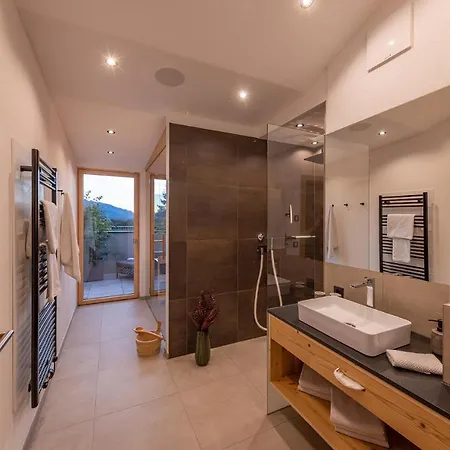 Fesh Living Apartament *