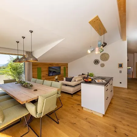Fesh Living Kaprun
