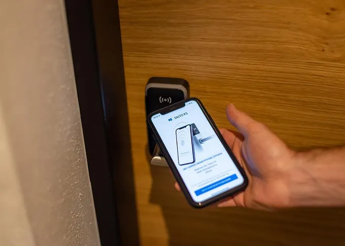 Fesh Living - Premium